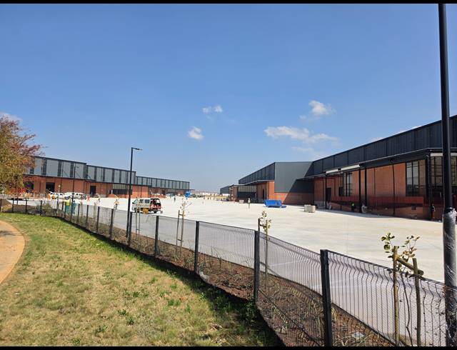 2,199M² WAREHOUSE TO LET IN GOSFORTH PARK